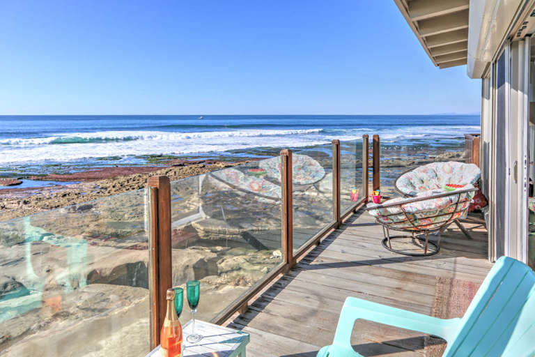 Beach Front Bungalow: Studio Vacation Accommodations in La Jolla CA - Find  Rentals