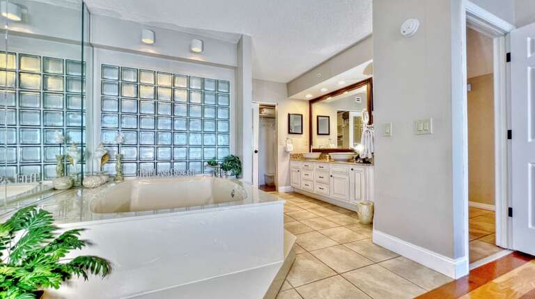 Jeff and Gina Properties - Ebb Tide 405 (ET405) - New Smyrna Beach - 3 Bedroom - 2 Bathroom - Atlantic Ocean - Waterfront - Beach Front Jeff and Gina Properties - Ebb Tide 405 (ET405) - New Smyrna Beach - 3 Bedroom - 2 Bathroom - Atlantic Ocean - Waterfront - Beach Front