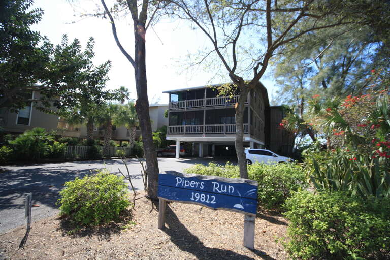 Jeff and Gina Properties - Pipers Run 8 (PR8) - Indian Shores - 3 Bedroom - 3 Bathroom - Gulf Front - Waterfront - Beach Front Jeff and Gina Properties - Pipers Run 8 (PR8) - Indian Shores - 3 Bedroom - 3 Bathroom - Gulf Front - Waterfront - Beach Front