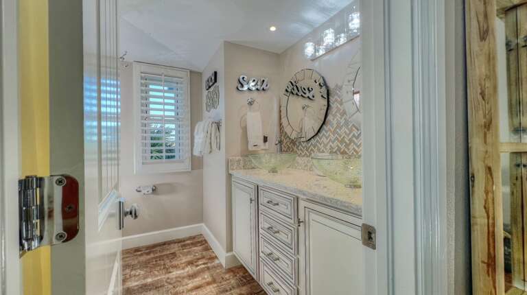 Jeff and Gina Properties - Pipers Run 8 (PR8) - Indian Shores - 3 Bedroom - 3 Bathroom - Gulf Front - Waterfront - Beach Front