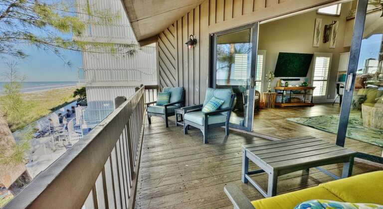 Jeff and Gina Properties - Pipers Run 8 (PR8) - Indian Shores - 3 Bedroom - 3 Bathroom - Gulf Front - Waterfront - Beach Front Jeff and Gina Properties - Pipers Run 8 (PR8) - Indian Shores - 3 Bedroom - 3 Bathroom - Gulf Front - Waterfront - Beach Front