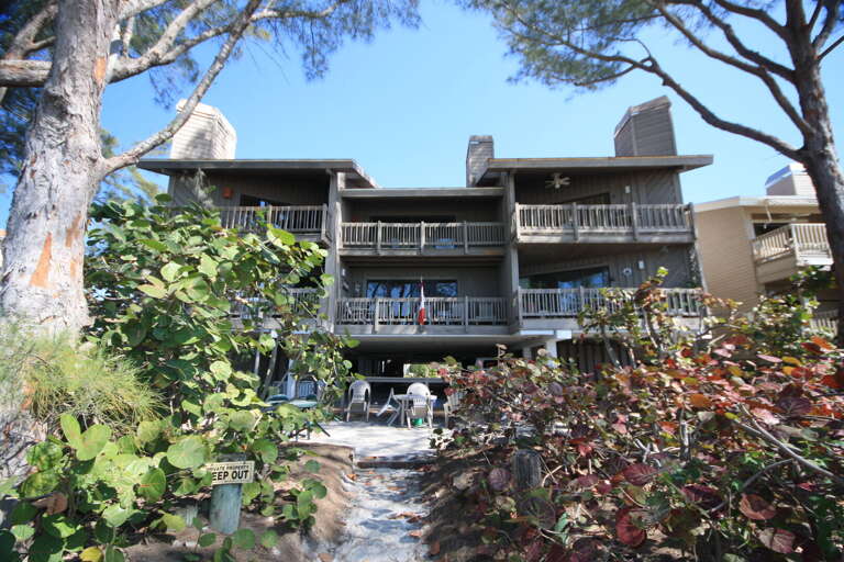 Jeff and Gina Properties - Pipers Run 8 (PR8) - Indian Shores - 3 Bedroom - 3 Bathroom - Gulf Front - Waterfront - Beach Front Jeff and Gina Properties - Pipers Run 8 (PR8) - Indian Shores - 3 Bedroom - 3 Bathroom - Gulf Front - Waterfront - Beach Front