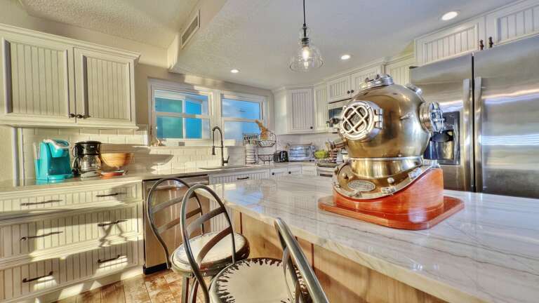 Jeff and Gina Properties - Pipers Run 8 (PR8) - Indian Shores - 3 Bedroom - 3 Bathroom - Gulf Front - Waterfront - Beach Front Jeff and Gina Properties - Pipers Run 8 (PR8) - Indian Shores - 3 Bedroom - 3 Bathroom - Gulf Front - Waterfront - Beach Front