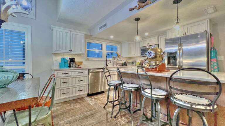 Jeff and Gina Properties - Pipers Run 8 (PR8) - Indian Shores - 3 Bedroom - 3 Bathroom - Gulf Front - Waterfront - Beach Front Jeff and Gina Properties - Pipers Run 8 (PR8) - Indian Shores - 3 Bedroom - 3 Bathroom - Gulf Front - Waterfront - Beach Front