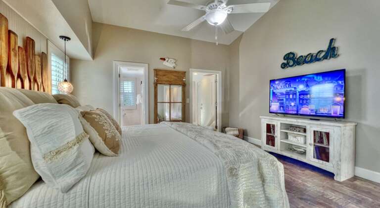 Jeff and Gina Properties - Pipers Run 8 (PR8) - Indian Shores - 3 Bedroom - 3 Bathroom - Gulf Front - Waterfront - Beach Front Jeff and Gina Properties - Pipers Run 8 (PR8) - Indian Shores - 3 Bedroom - 3 Bathroom - Gulf Front - Waterfront - Beach Front