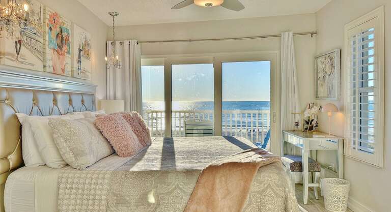 3 Bedroom/ 3 Bath Vacation Rental in Treasure Island Florida by Jeff and Gina Properties 3 Bedroom/ 3 Bath Vacation Rental in Treasure Island Florida by Jeff and Gina Properties