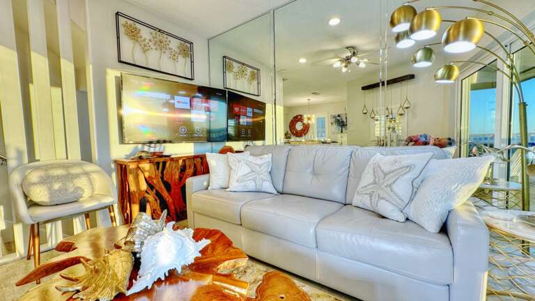 3 Bedroom/ 3 Bath Vacation Rental in Treasure Island Florida by Jeff and Gina Properties