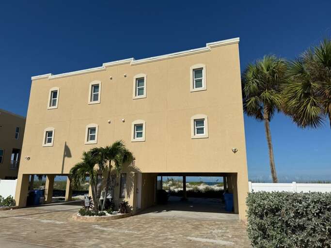 3 Bedroom/ 3 Bath Vacation Rental in Treasure Island Florida by Jeff and Gina Properties