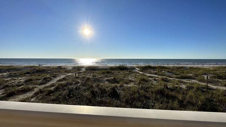 3 Bedroom/ 3 Bath Vacation Rental in Treasure Island Florida by Jeff and Gina Properties 3 Bedroom/ 3 Bath Vacation Rental in Treasure Island Florida by Jeff and Gina Properties