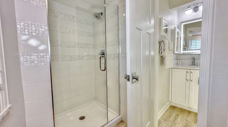 3 Bedroom/ 3 Bath Vacation Rental in Treasure Island Florida by Jeff and Gina Properties 3 Bedroom/ 3 Bath Vacation Rental in Treasure Island Florida by Jeff and Gina Properties