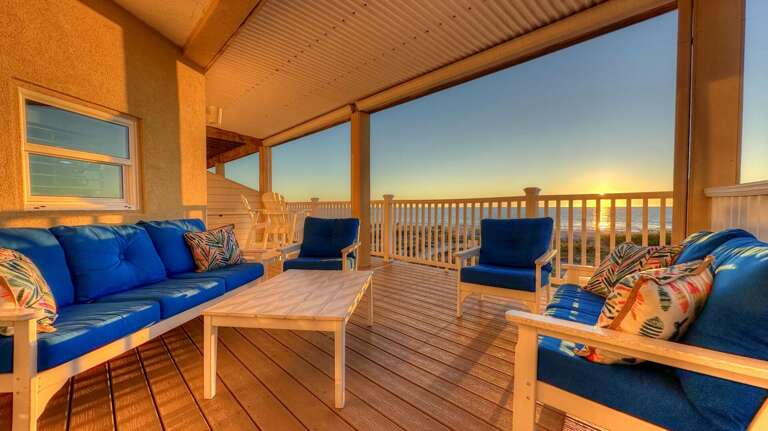 3 Bedroom/ 3 Bath Vacation Rental in Treasure Island Florida by Jeff and Gina Properties 3 Bedroom/ 3 Bath Vacation Rental in Treasure Island Florida by Jeff and Gina Properties