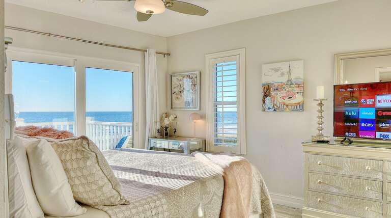 3 Bedroom/ 3 Bath Vacation Rental in Treasure Island Florida by Jeff and Gina Properties 3 Bedroom/ 3 Bath Vacation Rental in Treasure Island Florida by Jeff and Gina Properties