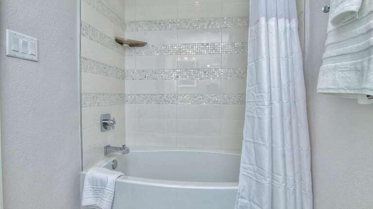 3 Bedroom/ 3 Bath Vacation Rental in Treasure Island Florida by Jeff and Gina Properties 3 Bedroom/ 3 Bath Vacation Rental in Treasure Island Florida by Jeff and Gina Properties