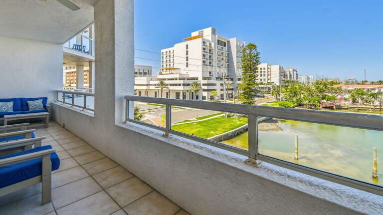 Jeff and Gina Properties - Sun West Palms 202 (SWP202) - Clearwater Beach - 3 Bedroom - 3 Bathroom - Bay Front - Waterfront Jeff and Gina Properties - Sun West Palms 202 (SWP202) - Clearwater Beach - 3 Bedroom - 3 Bathroom - Bay Front - Waterfront