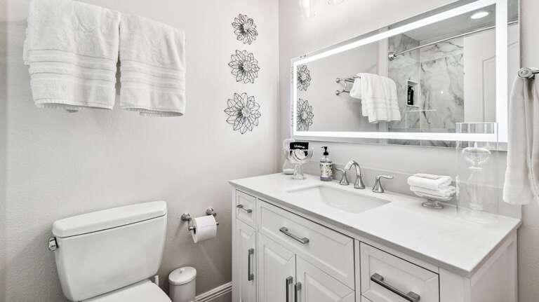 Jeff and Gina Properties - Sun West Palms 202 (SWP202) - Clearwater Beach - 3 Bedroom - 3 Bathroom - Bay Front - Waterfront Jeff and Gina Properties - Sun West Palms 202 (SWP202) - Clearwater Beach - 3 Bedroom - 3 Bathroom - Bay Front - Waterfront