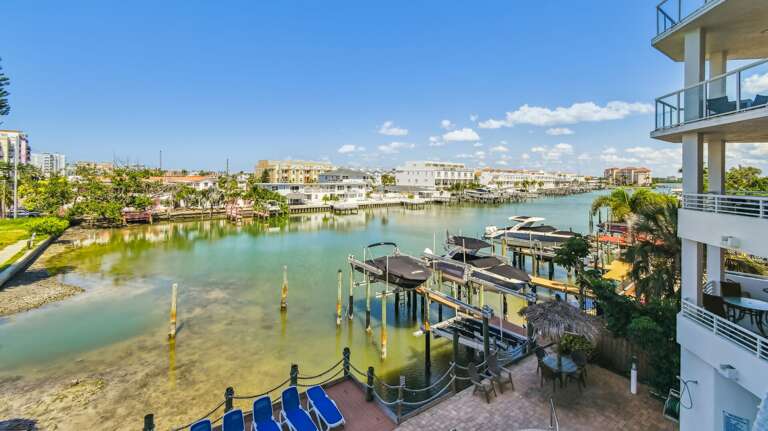 Jeff and Gina Properties - Sun West Palms 202 (SWP202) - Clearwater Beach - 3 Bedroom - 3 Bathroom - Bay Front - Waterfront Jeff and Gina Properties - Sun West Palms 202 (SWP202) - Clearwater Beach - 3 Bedroom - 3 Bathroom - Bay Front - Waterfront