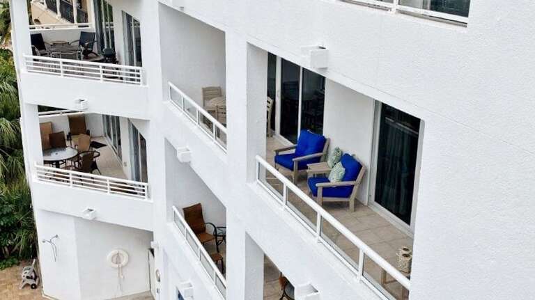 Jeff and Gina Properties - Sun West Palms 202 (SWP202) - Clearwater Beach - 3 Bedroom - 3 Bathroom - Bay Front - Waterfront Jeff and Gina Properties - Sun West Palms 202 (SWP202) - Clearwater Beach - 3 Bedroom - 3 Bathroom - Bay Front - Waterfront