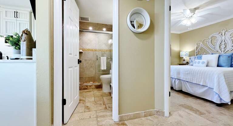 Jeff and Gina Properties - Belleair Beach Club 215 (BBC215) - Belleair Beach - 1 Bedroom - 1 Bathroom - Gulf Waterfront - Beach Front Jeff and Gina Properties - Belleair Beach Club 215 (BBC215) - Belleair Beach - 1 Bedroom - 1 Bathroom - Gulf Waterfront - Beach Front