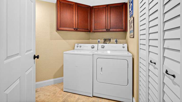 Jeff and Gina Properties - Ebb Tide 506 (ET506) - New Smyrna Beach - 3 Bedroom - 2 Bathroom - Atlantic Ocean - Waterfront - Beach Front Jeff and Gina Properties - Ebb Tide 506 (ET506) - New Smyrna Beach - 3 Bedroom - 2 Bathroom - Atlantic Ocean - Waterfront - Beach Front