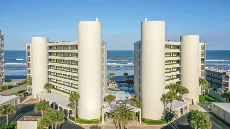 Jeff and Gina Properties - Ebb Tide 506 (ET506) - New Smyrna Beach - 3 Bedroom - 2 Bathroom - Atlantic Ocean - Waterfront - Beach Front Jeff and Gina Properties - Ebb Tide 506 (ET506) - New Smyrna Beach - 3 Bedroom - 2 Bathroom - Atlantic Ocean - Waterfront - Beach Front