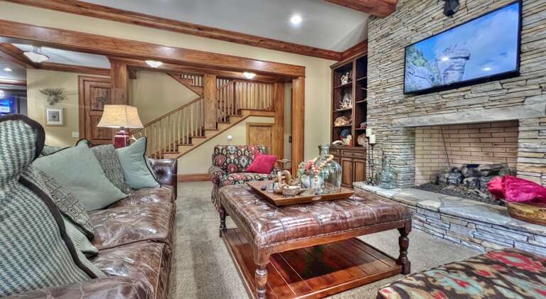 Jeff and Gina Properties - GrandView Lodge at Bright's Creek Reserve (GVL) - North Carolina - 5 Bedroom - 5 Bathroom - 2 Half Bathroom - Golf - Mountain Views