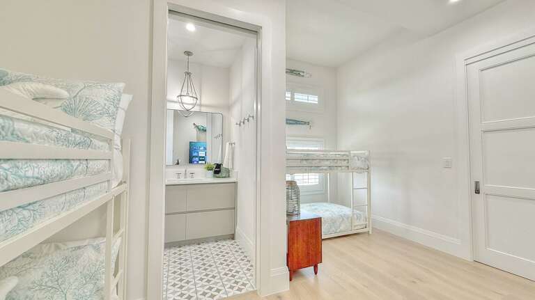 Seaview Sensation
Jeff and Gina Properties Seaview Sensation
Jeff and Gina Properties