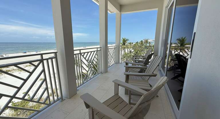 Seaview Sensation
Jeff and Gina Properties Seaview Sensation
Jeff and Gina Properties