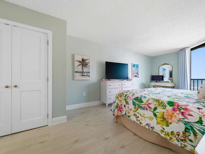 Jeff and Gina Properties - Ocean Trillium 502 - New Smyrna Beach - 1 BR - 1 BA - Beach Views - next door to Chase's on the Beach