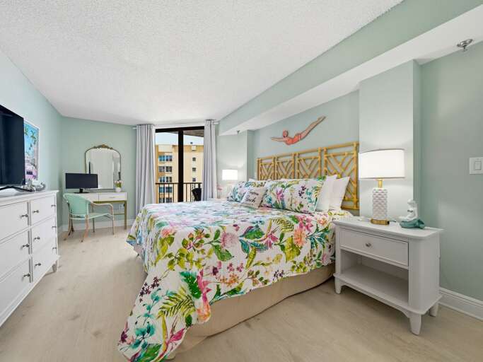 Jeff and Gina Properties - Ocean Trillium 502 - New Smyrna Beach - 1 BR - 1 BA - Beach Views - next door to Chase's on the Beach