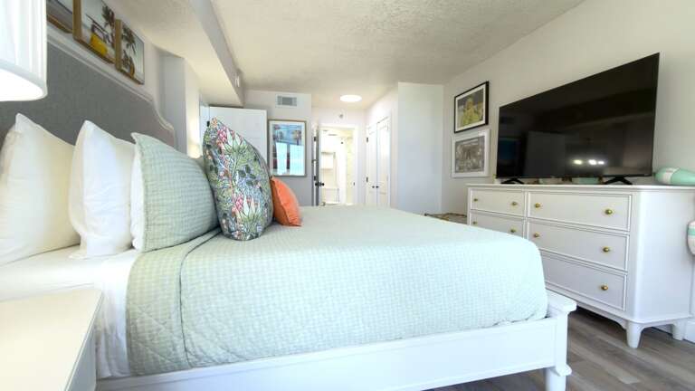 Jeff and Gina Properties - Ocean Trillium 304 (OT304) - New Smyrna Beach - 1 Bedroom - 1 Bathroom - Atlantic Ocean - Waterfront - Beach Front