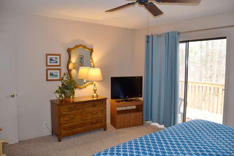 7RomeLn-Main bedroom v2