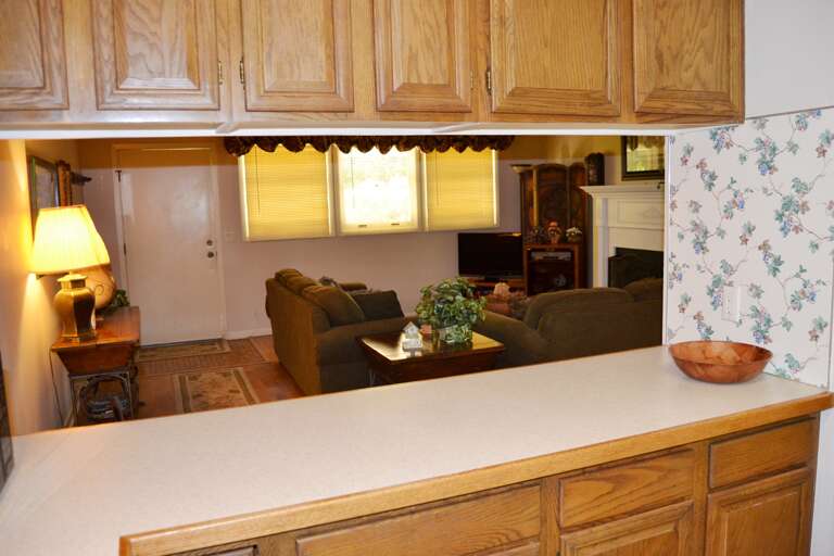 90SantWy-Kitchen Bar View