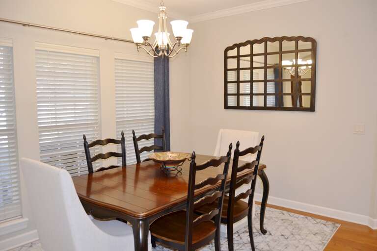 98SansWy-Dining Area (3)