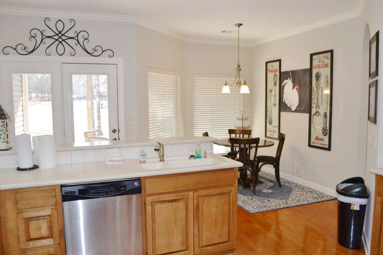 98SansWy-Kitchen (4)