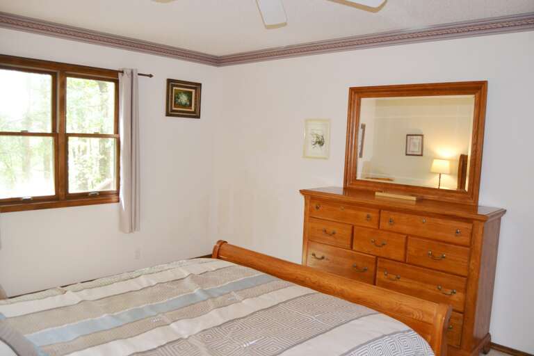 8AlarWy- Main Bedroom  (4)