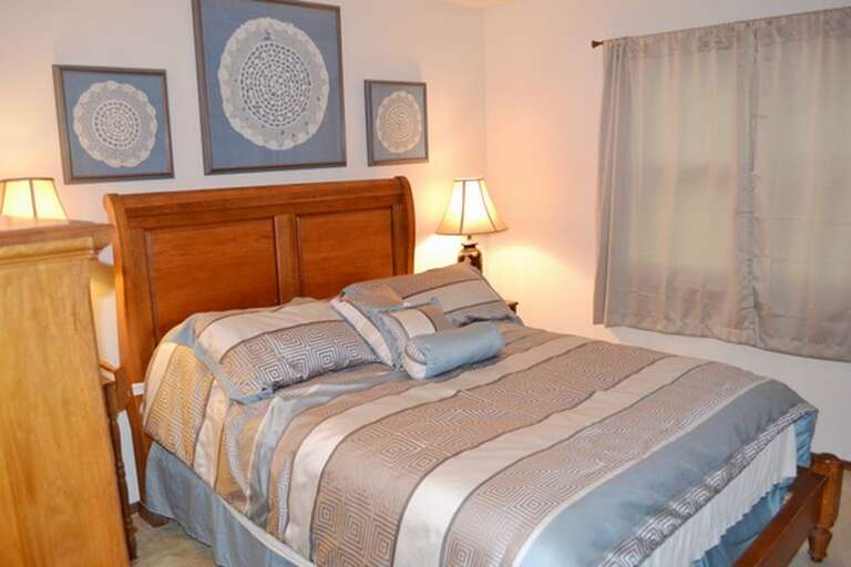 8AlarWy-Guest Bedroom 2 (1)