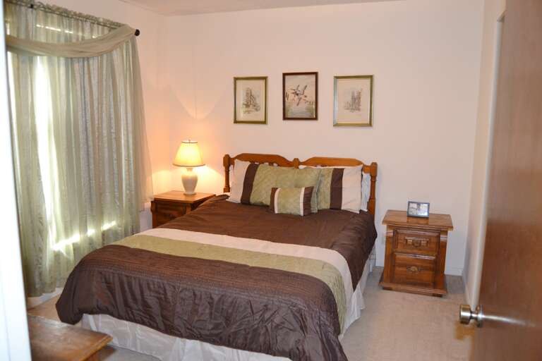 42LequPl-Bedroom 2 v1