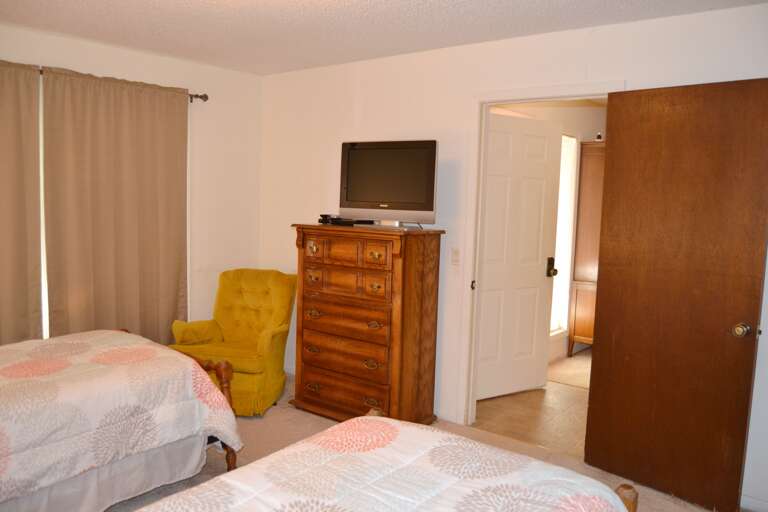 42LequPl-Bedroom 3 v2