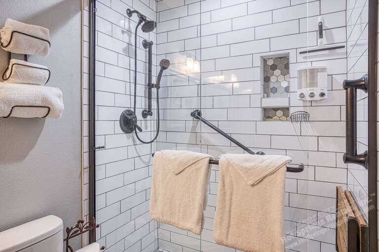 A6705124_A6705124_18