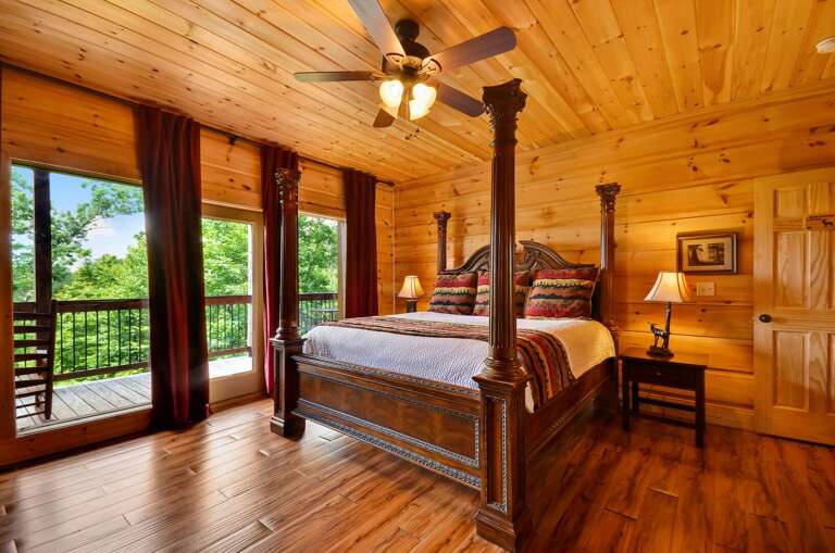 Spacious Bedroom in the Gatlinburg Mansion. Spacious Bedroom in the Gatlinburg Mansion.