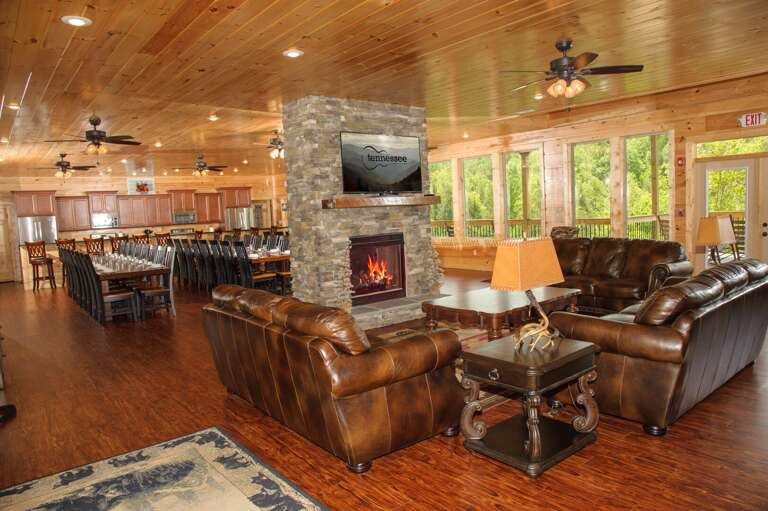 Sofas, Coffee Table, TV, Fireplace, Table, Chairs, Microwaves, and Refrigerators.