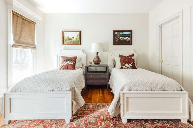 2nd bedroom twin beds