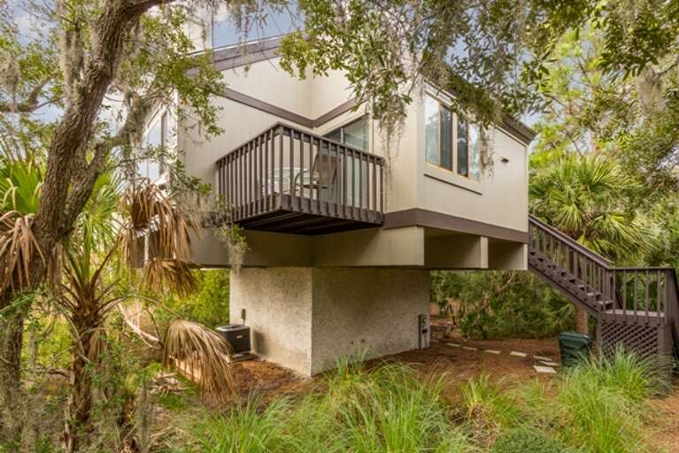 486 Cedarwalk 486 Cedarwalk