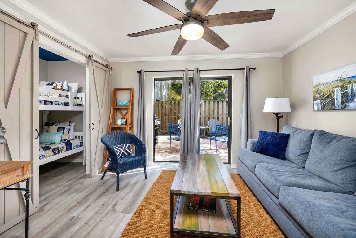 East Beach EZ Stunning 3 Bedroom Vacation Rental in St Simons Island
