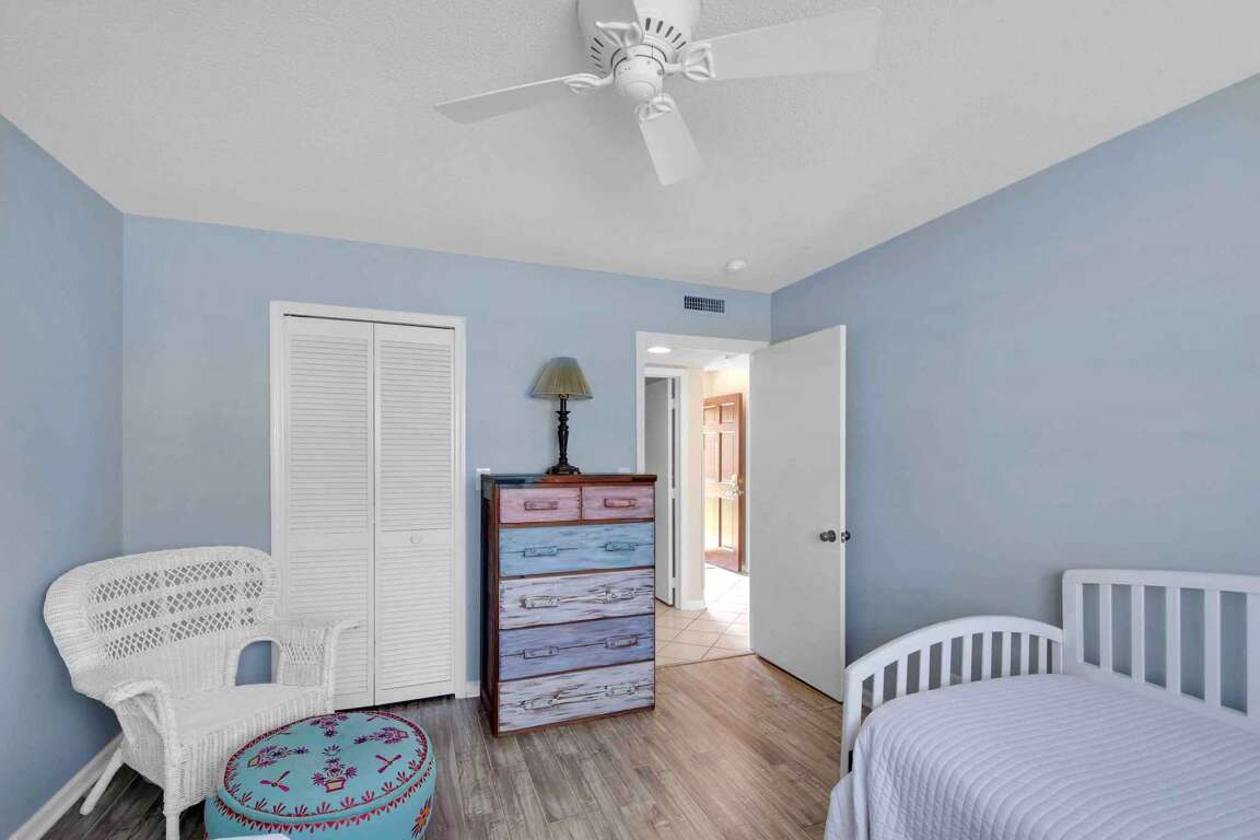 Harbour Oaks 311 2 Bedroom Condo in St Simons Island, GA Sleeps 6