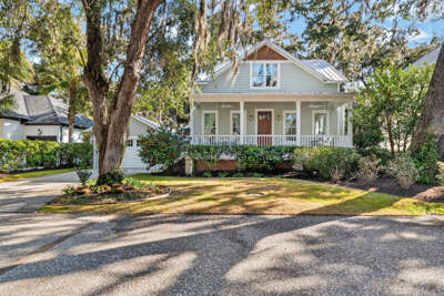 Village Oaks Cottage