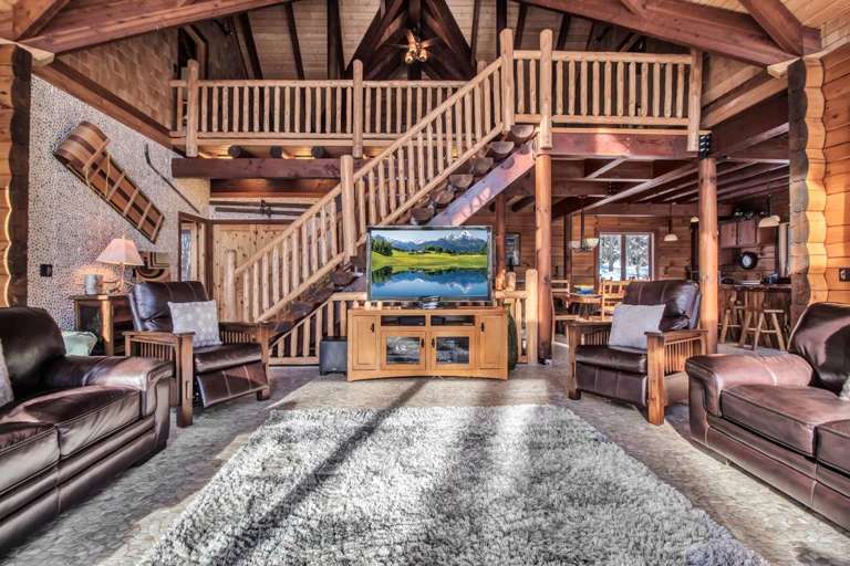 Living Area Living Area