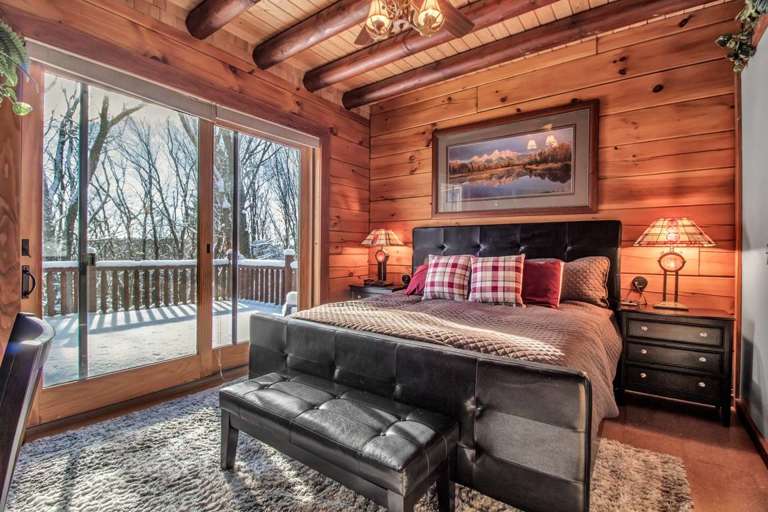 Master Bedroom in Ellicottville New York Master Bedroom in Ellicottville New York