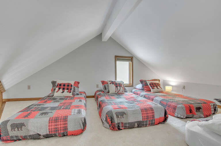 4 twin beds 4 twin beds