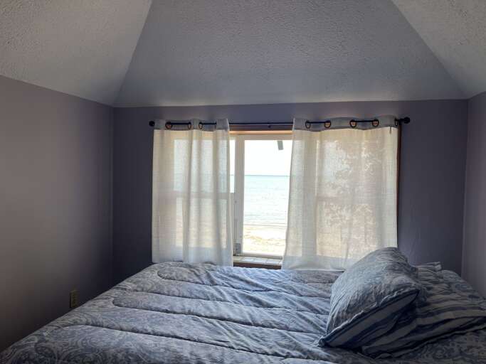 Lake views bedroom 1